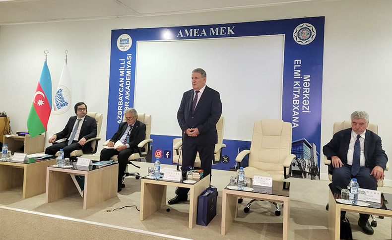 Türkoloji folklorşünaslıq mövzusunda beynəlxalq elmi simpozium işə başlayıb