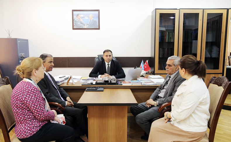 Folklor İnstitutunda türkman tədqiqatçıları ilə görüş keçirilib