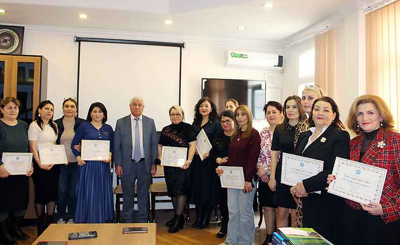 A group of female employees of the Institute of Folklore was awarded with a letter of appreciation, 