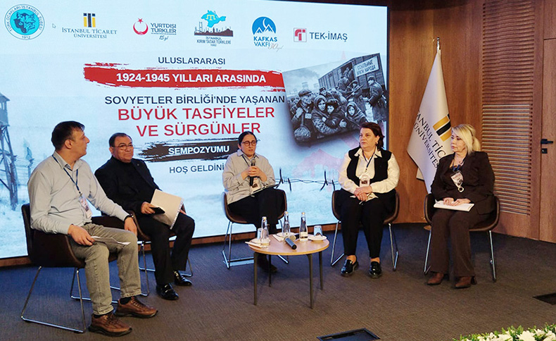 Folklor İnstitutunun dosenti İstanbul Universitetində repressiya mövzusunda çıxış edib