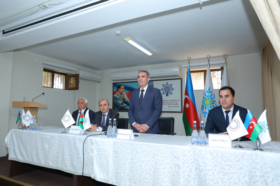Folklor İnstitutunun alimləri “Qərbi Azərbaycan – milli yaddaşımızın ünvanı” mövzusunda tədbirdə iştirak ediblər